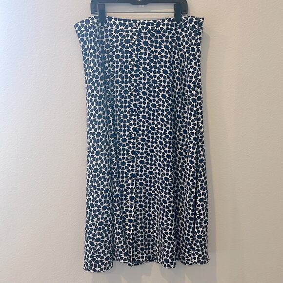 NWT Talbots Geo Floral ALine Skirt | 8 Petite - Picture 1 of 7